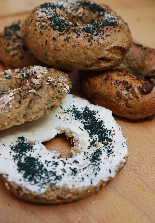 Bagels mit Spirulina